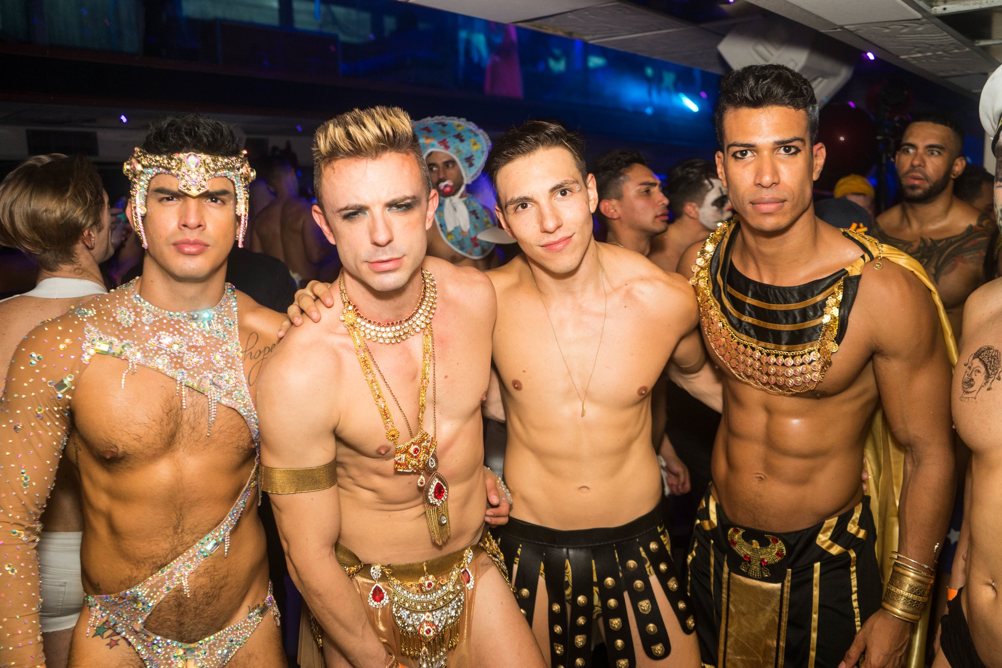 смотреть вечеринку русских геев фото 62
