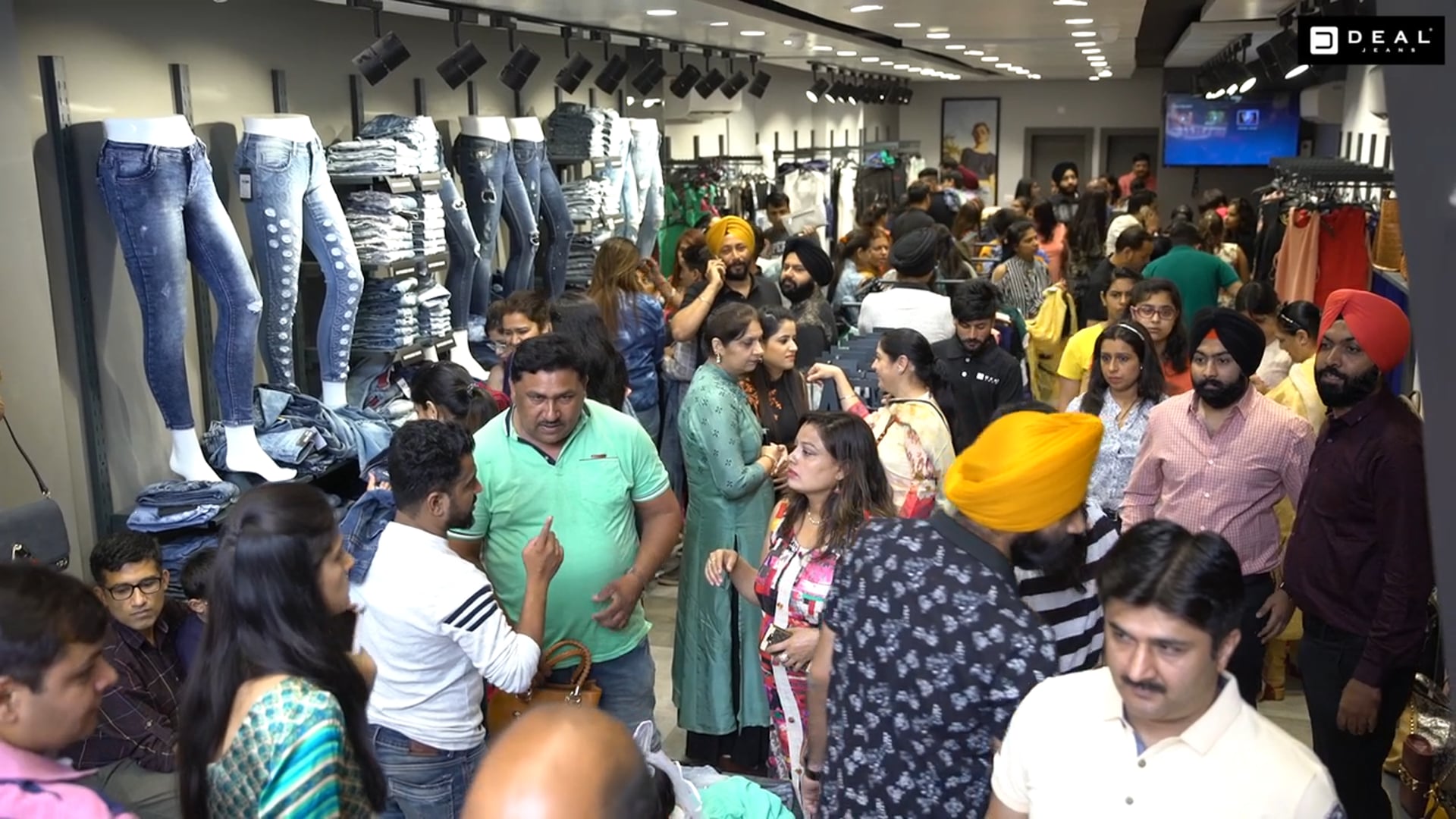Deal Jeans Store Launch