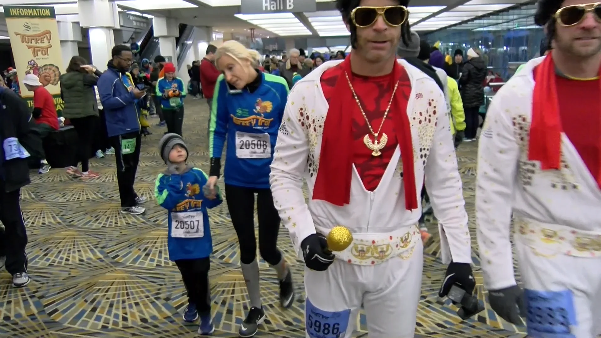 Detroit Turkey Trot 2017 the First Hour (Part 1 of 3) on Vimeo