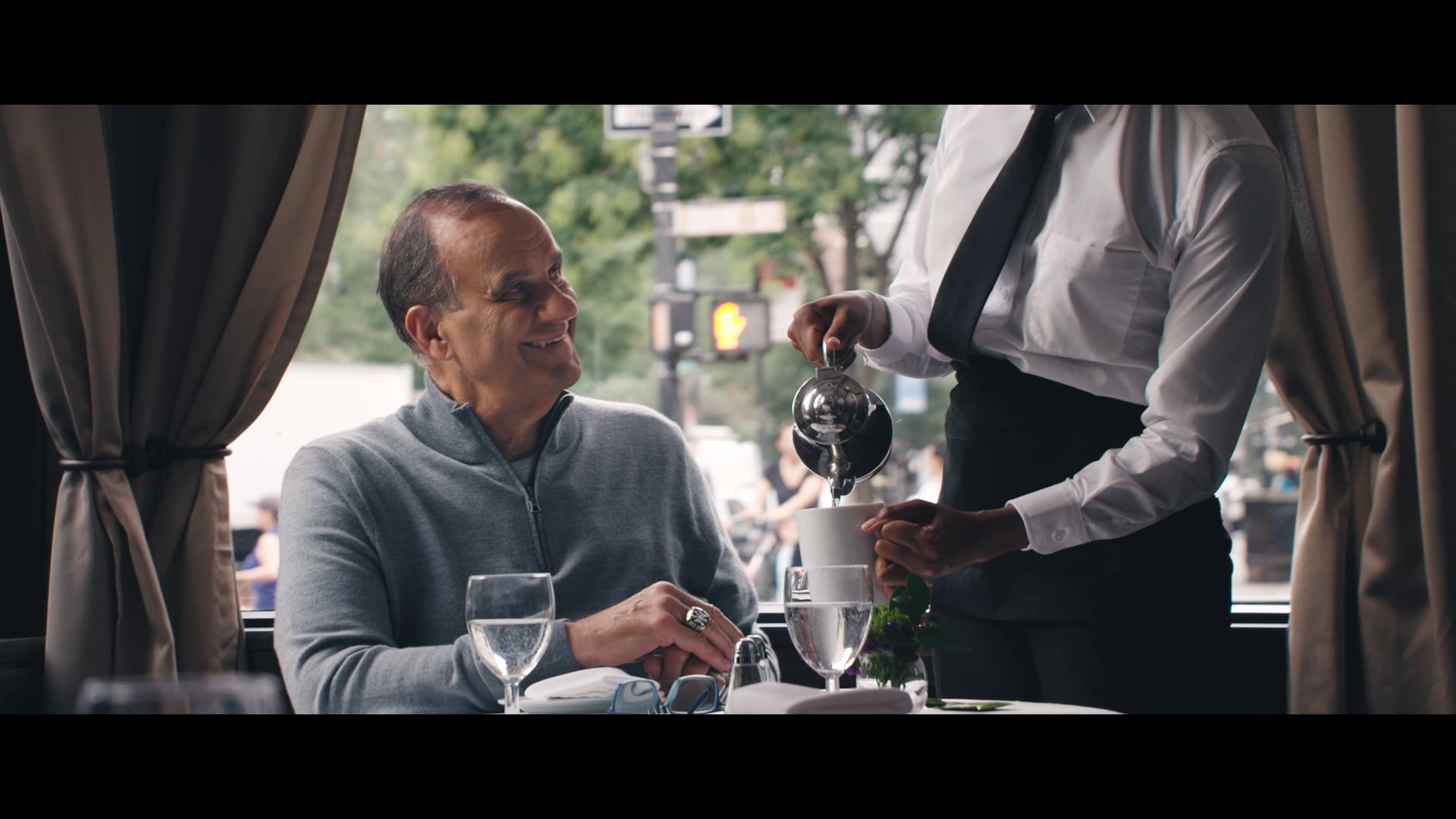 Joe Torre Drinks Bigelow Tea
