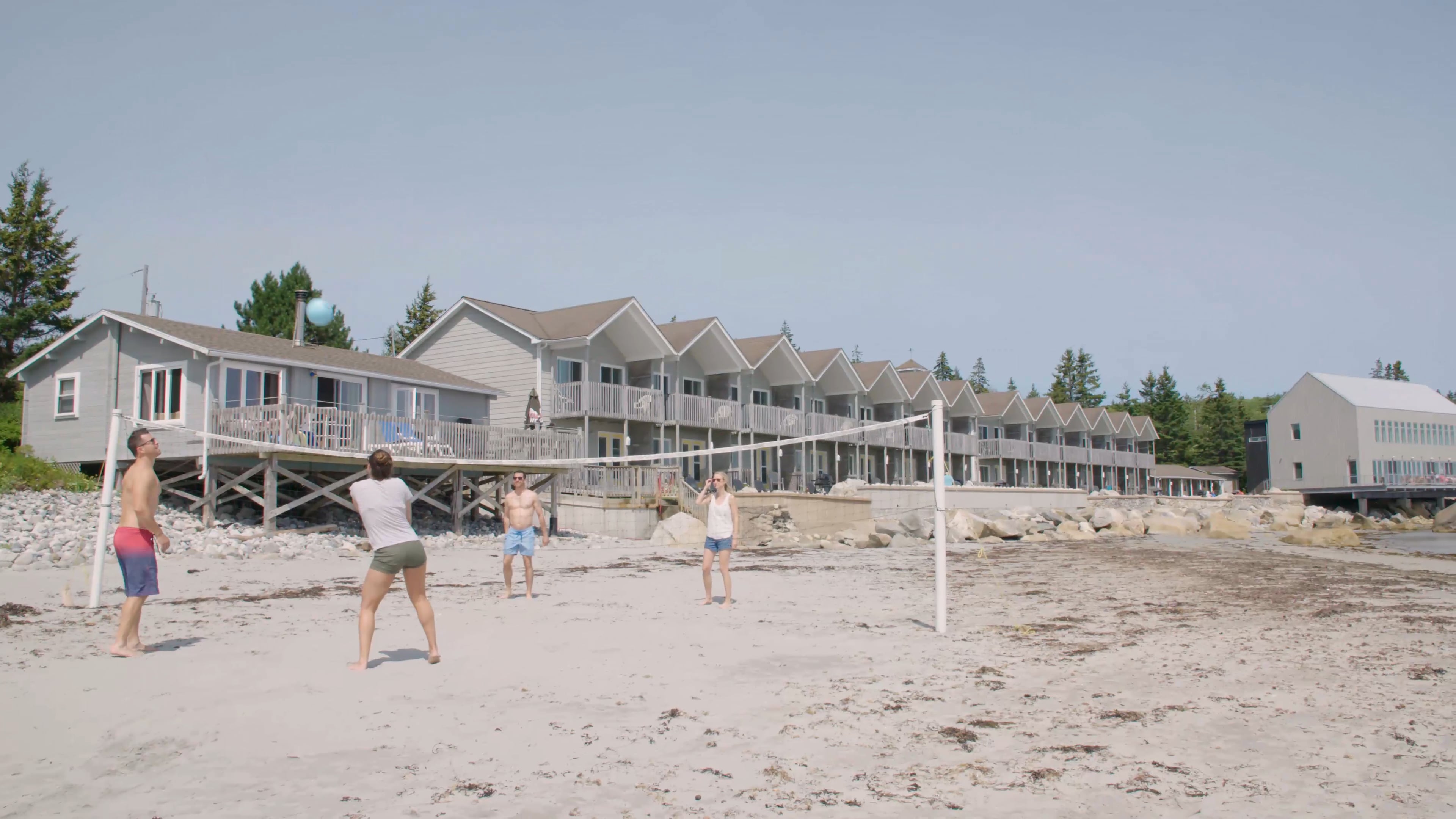 The Quarterdeck Beachside Villas & Grill The Beach on Vimeo