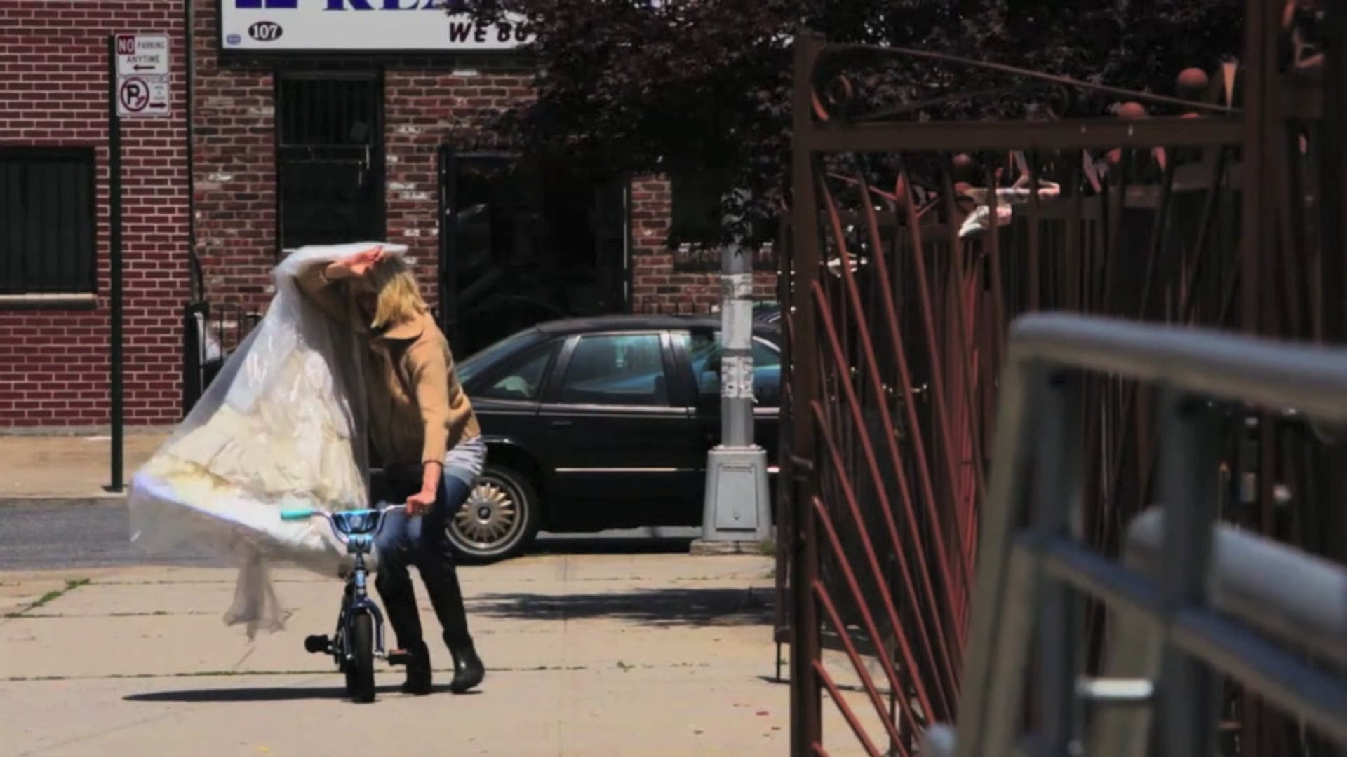 Towheads-Bike Dress,  (featuring Todd Simon, Written by Dave Wilder and Scott Wynn)