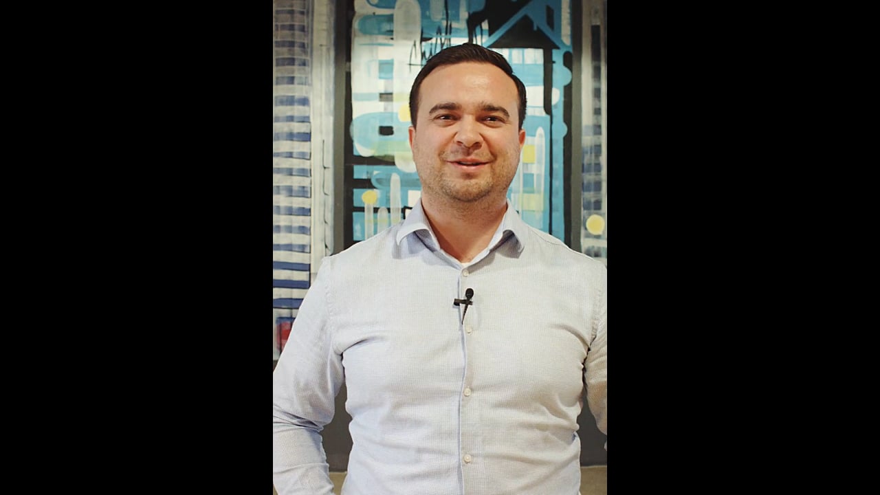 
        
          Tomáš Jakubík
        

        
          –
        

        
          Vedu kontaktní centrum
        
        