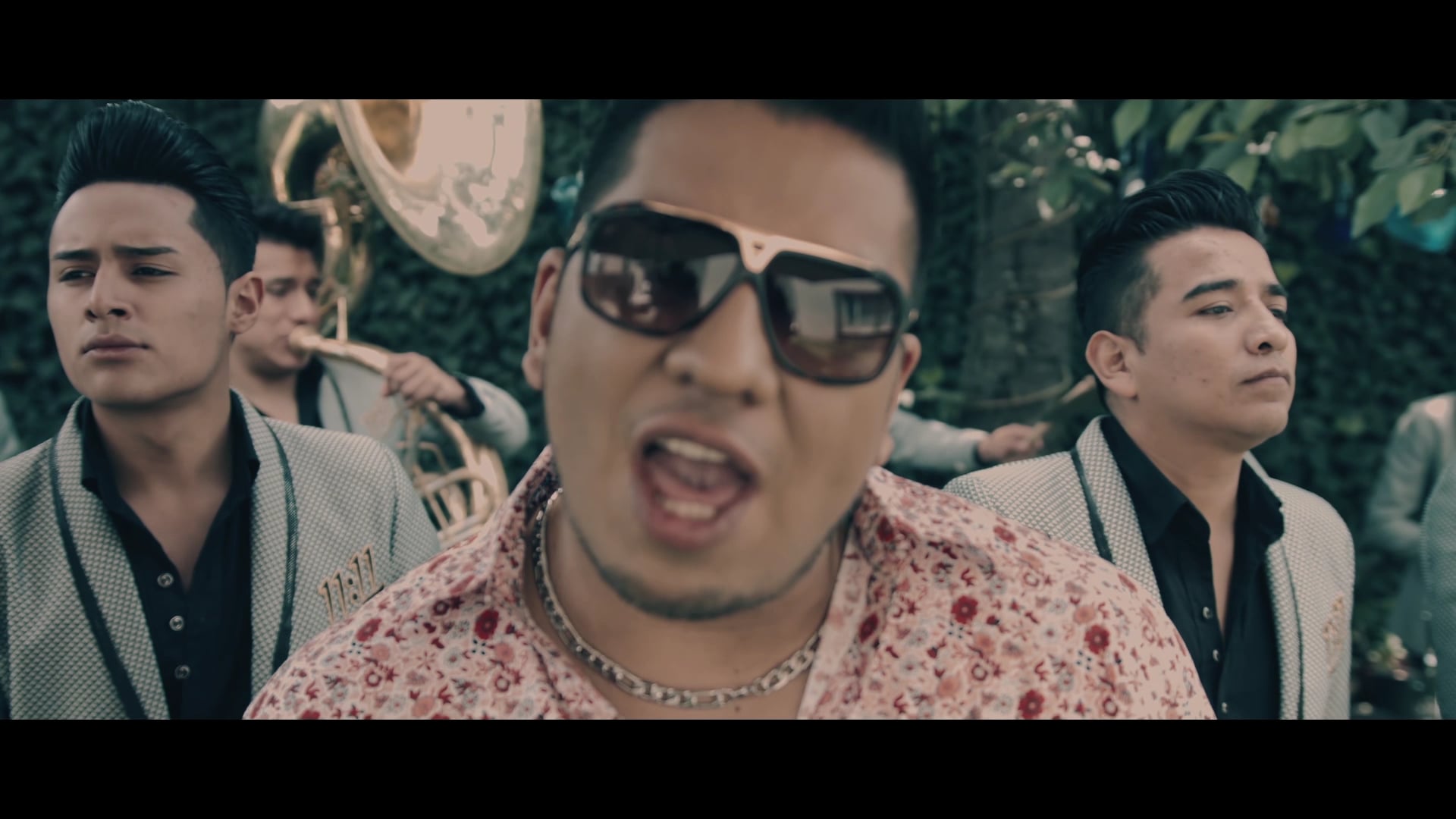 Acábate tu trago - Alex Guzman "El Kokodrilo"