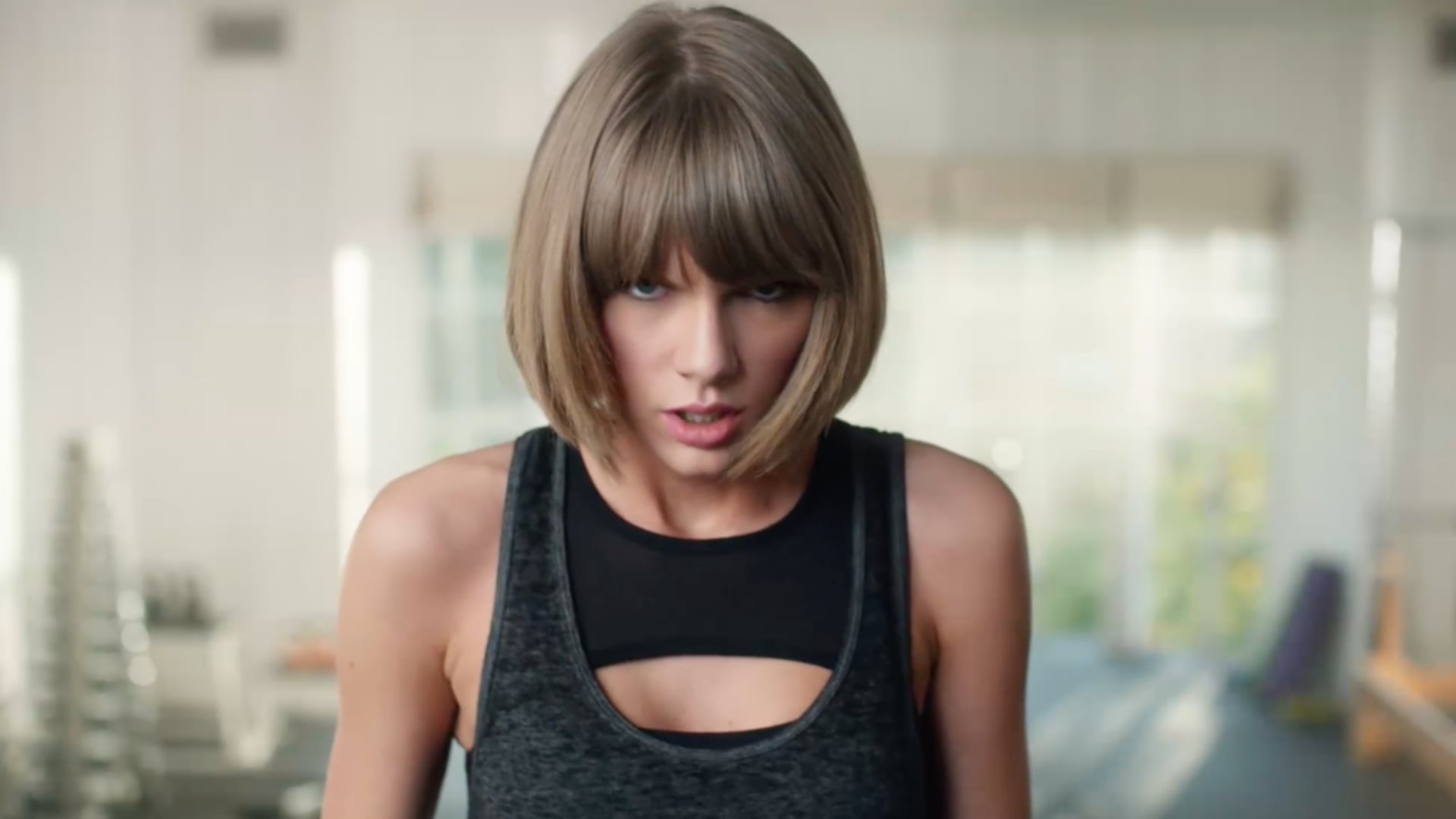 Apple Music - Taylor Swift - Treadmill