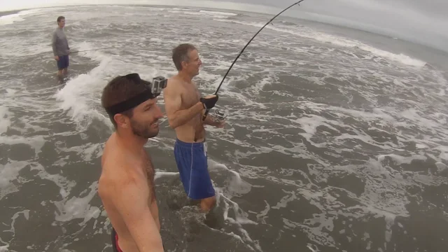 Dirty Hooker Fishing Gear - Bad surf in Cocles, Limon, Costa Rica