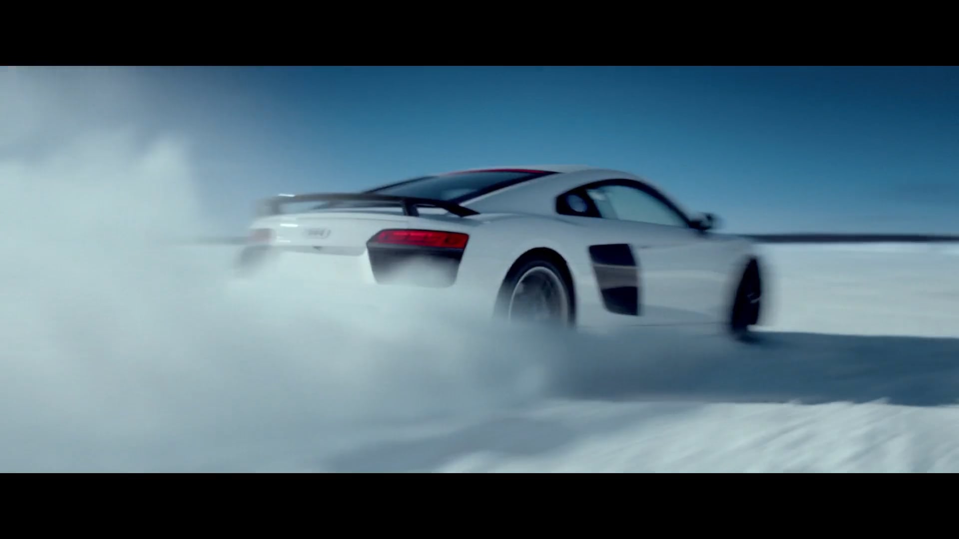 Audi R8 - Snow