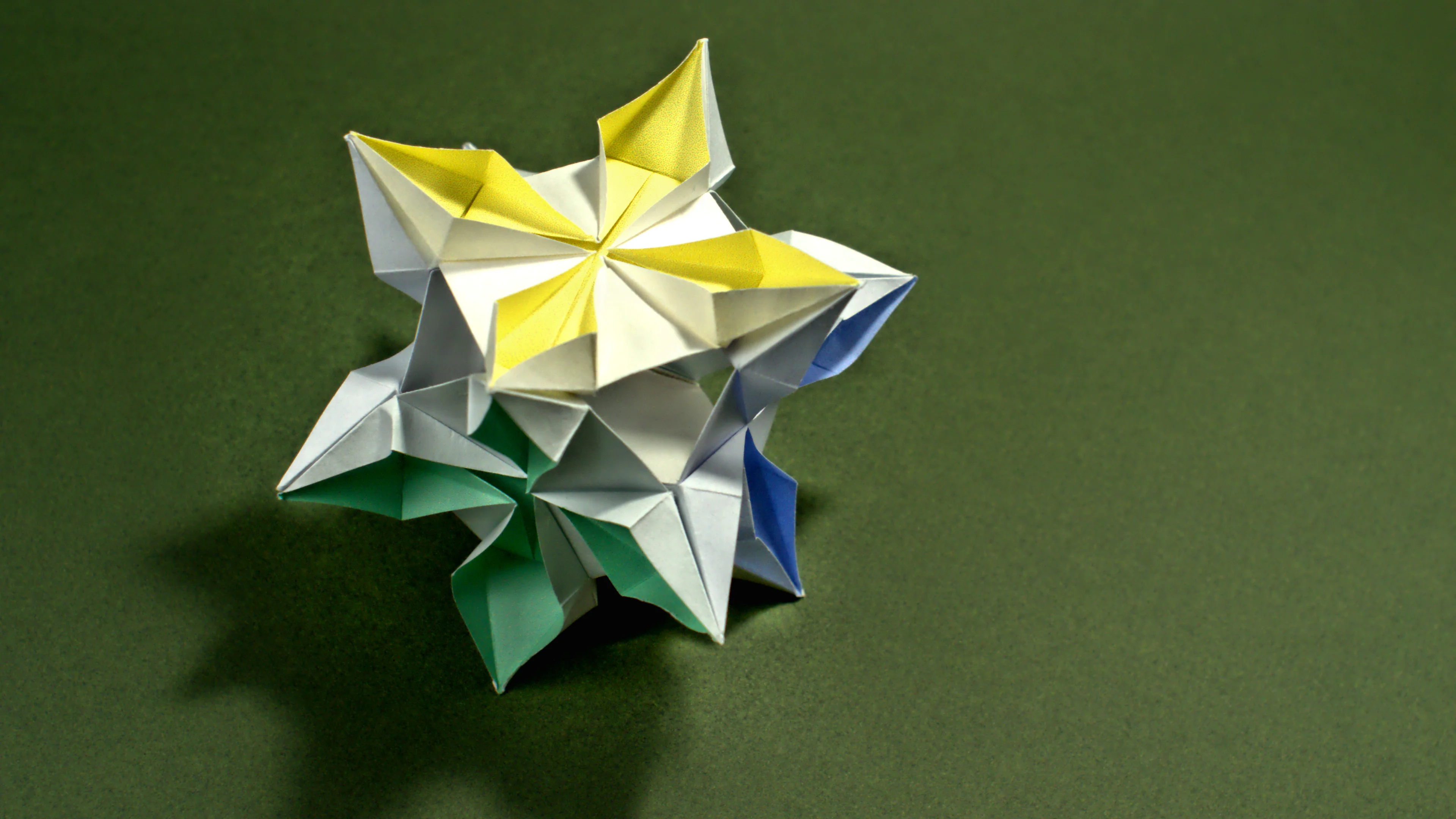 TUTO - Origami d'une étoile à 5 branches on Vimeo