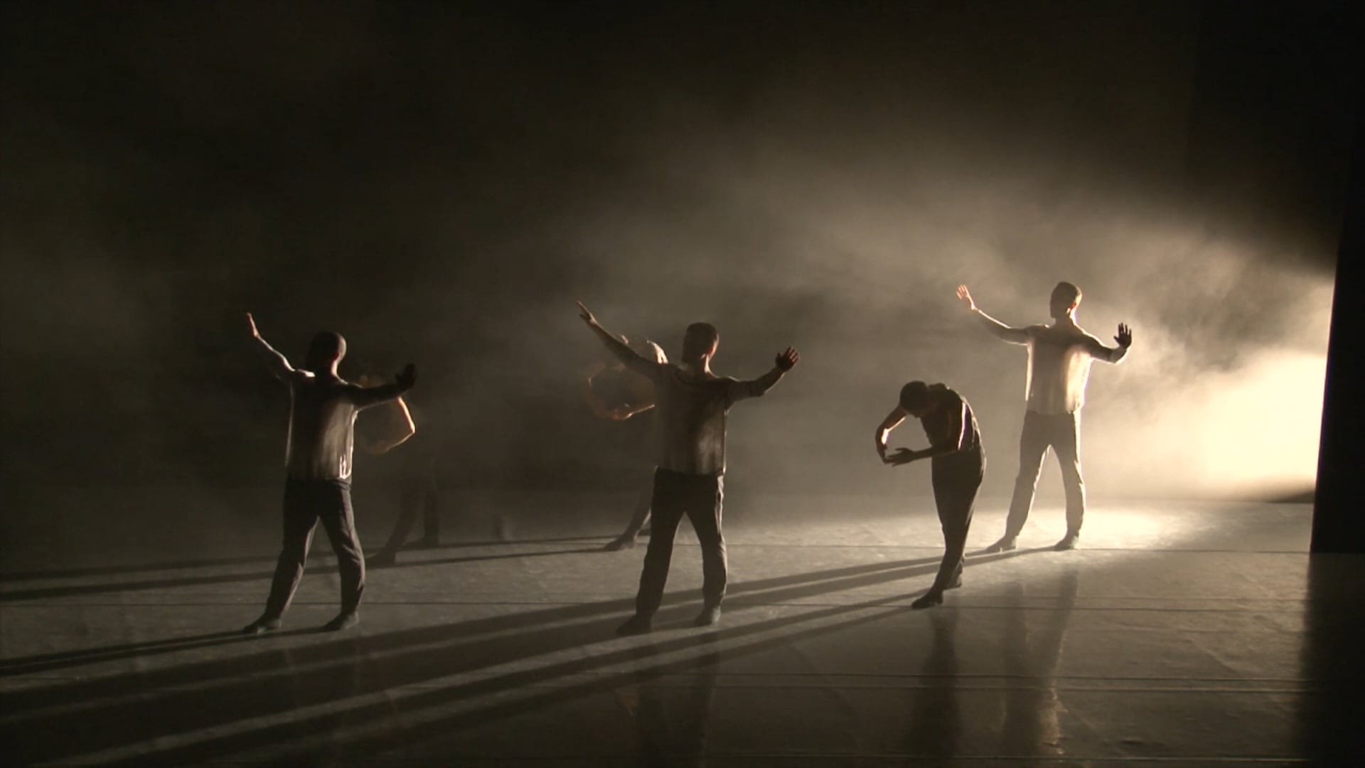 On the Mysterious Properties of Light (Close)