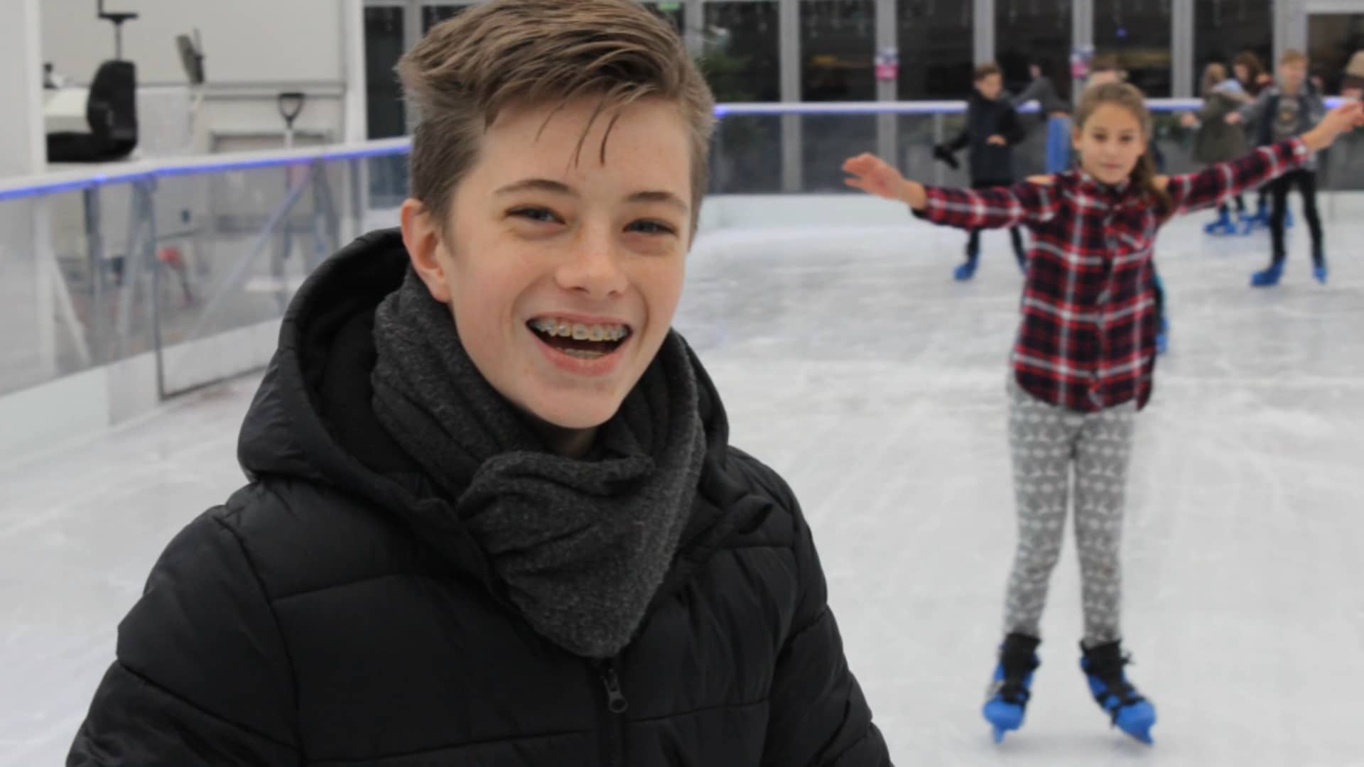 Ice Skating at Van Hage 5th December 2017 on Vimeo