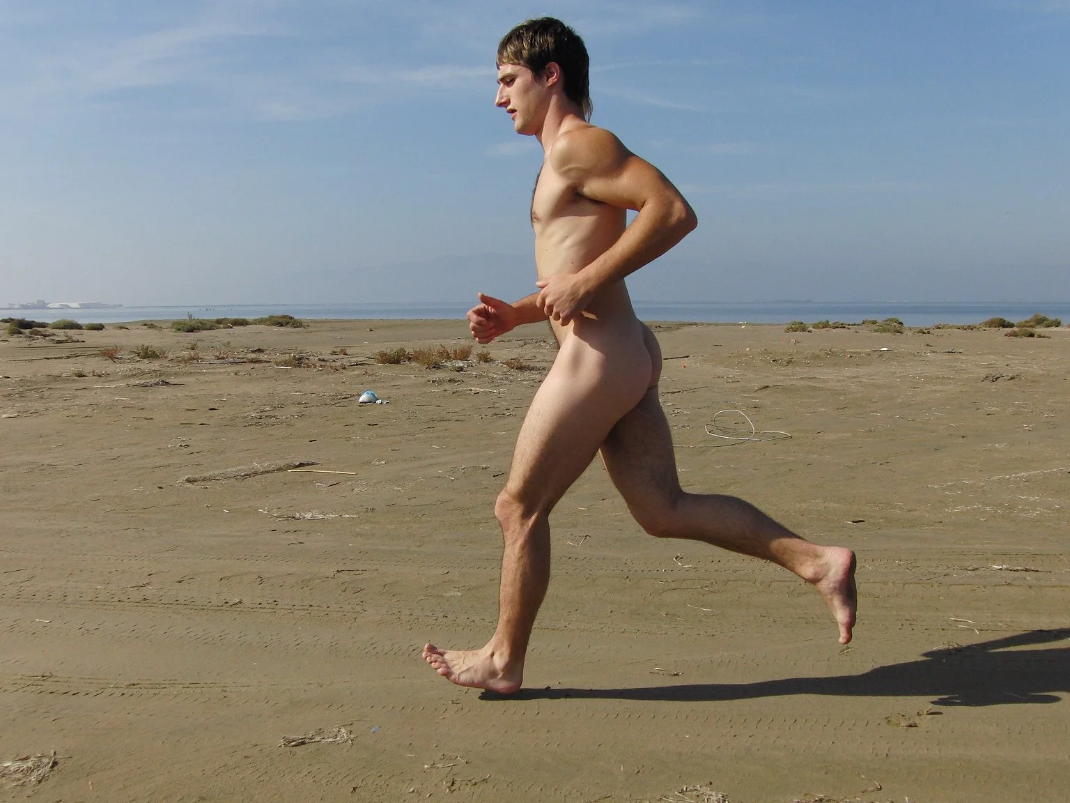 бег за голым мужиком фото 15
