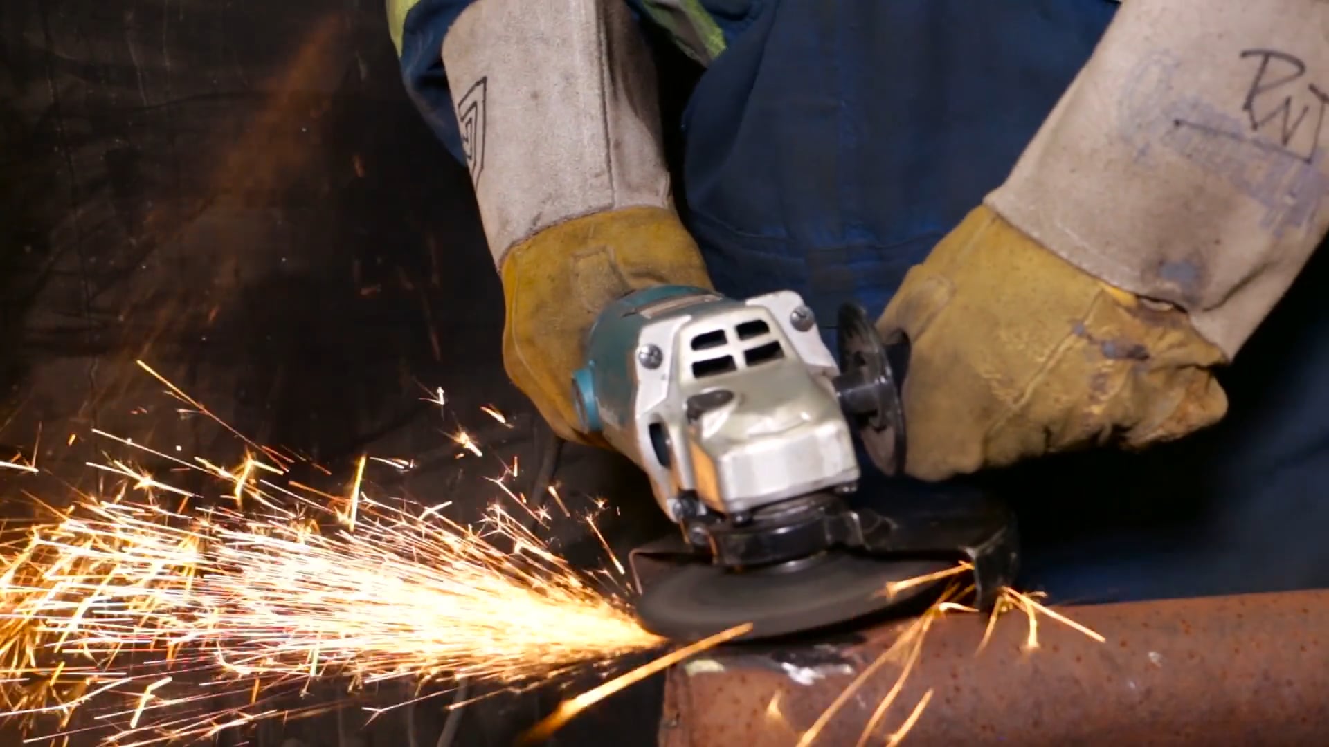 Imperial Oil - Grinder Safety