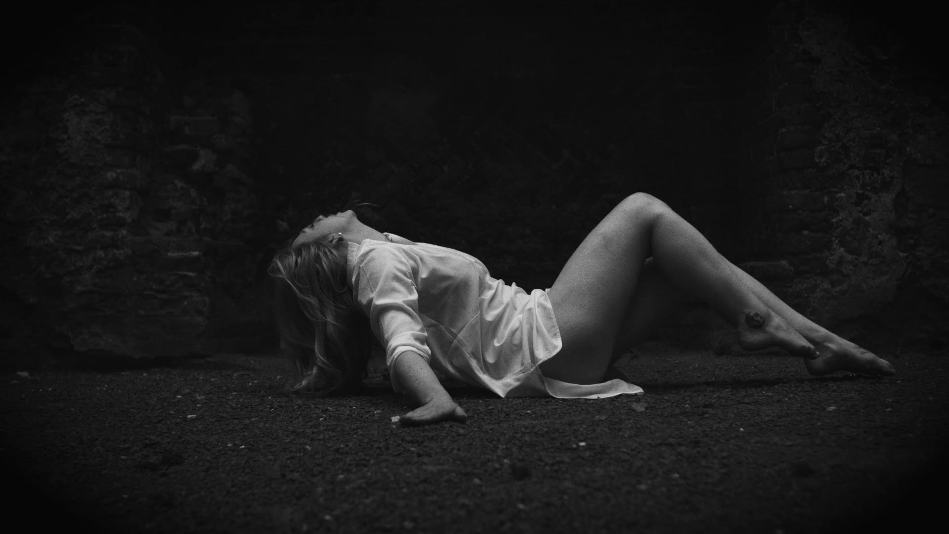 Inner Darkness - Featuring Nicole Rayner