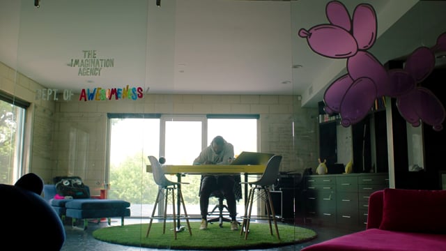 NFL_Surface_Create Change_Martellus Bennett