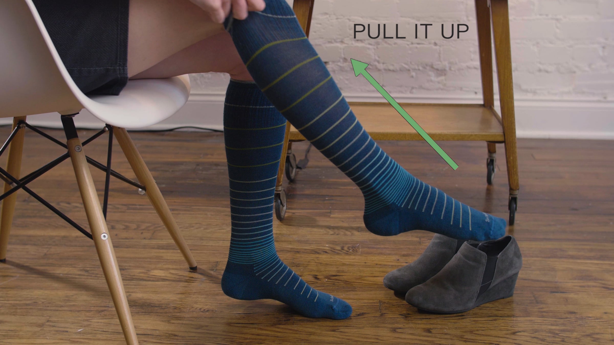 Sockwell - How to Put on Your Compression Socks | Videos & Movies on Vimeo
