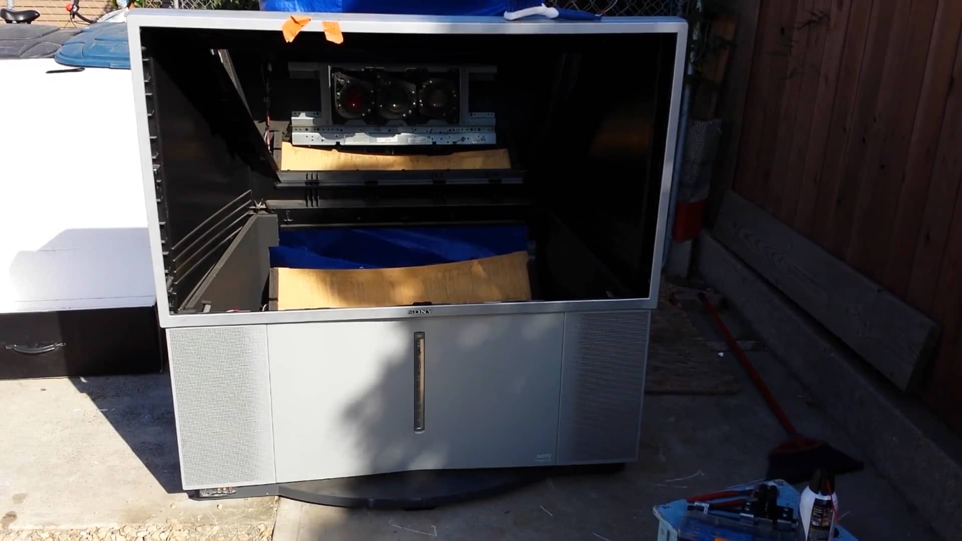 Scrapping A Sony Projection TV Profit on Vimeo