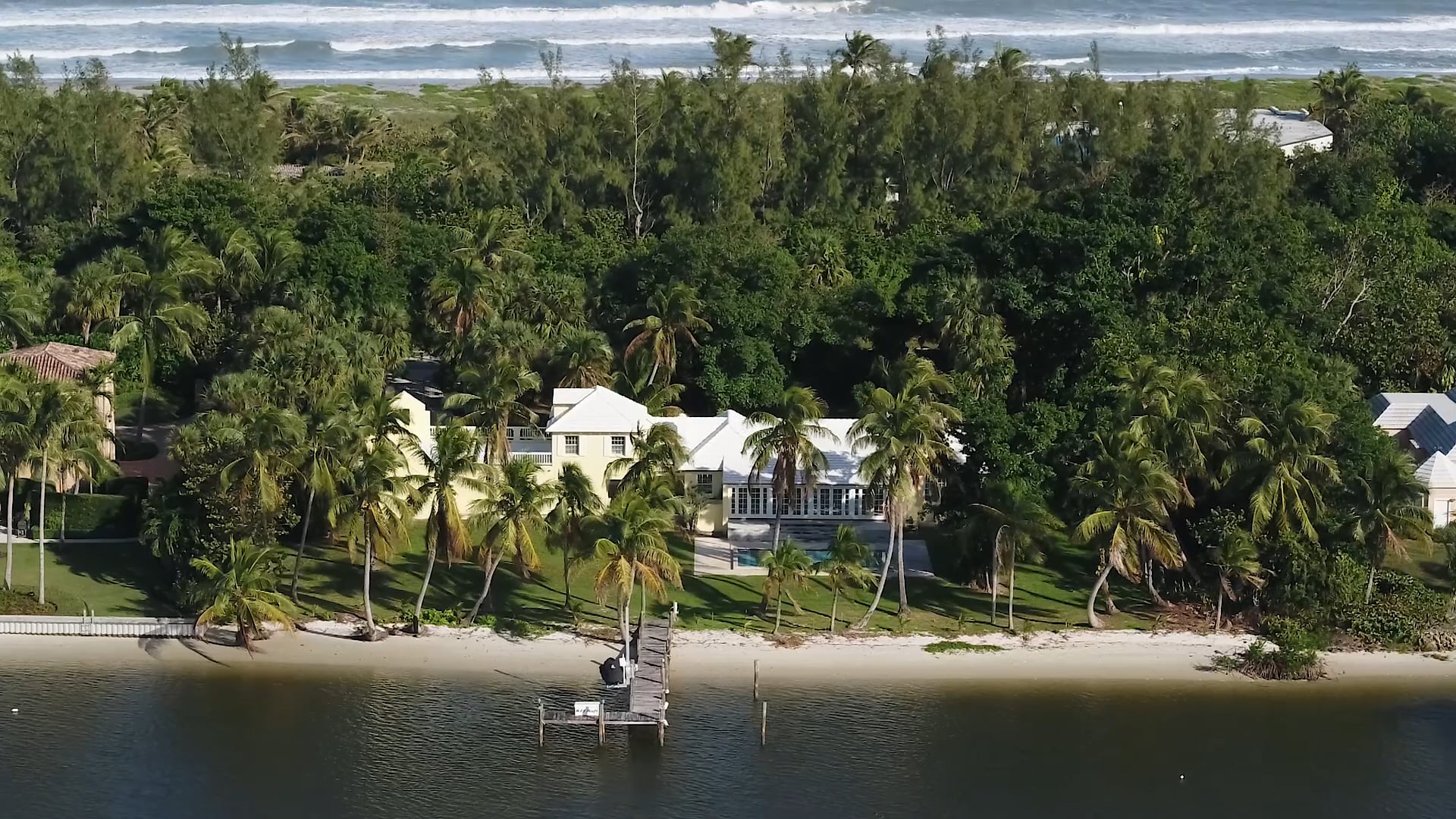 482 S Beach Road, Jupiter Island on Vimeo