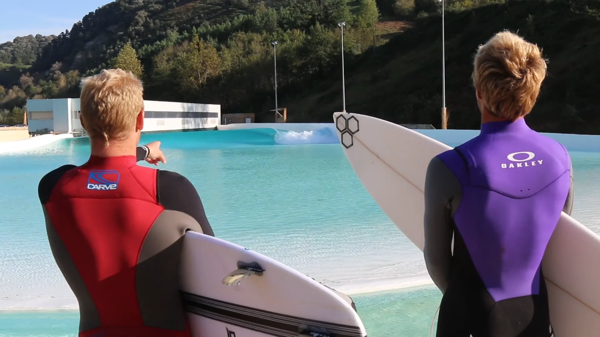 Wavegarden Zietz and Kennedy: Man-on-Man in the Wavegarden Cove