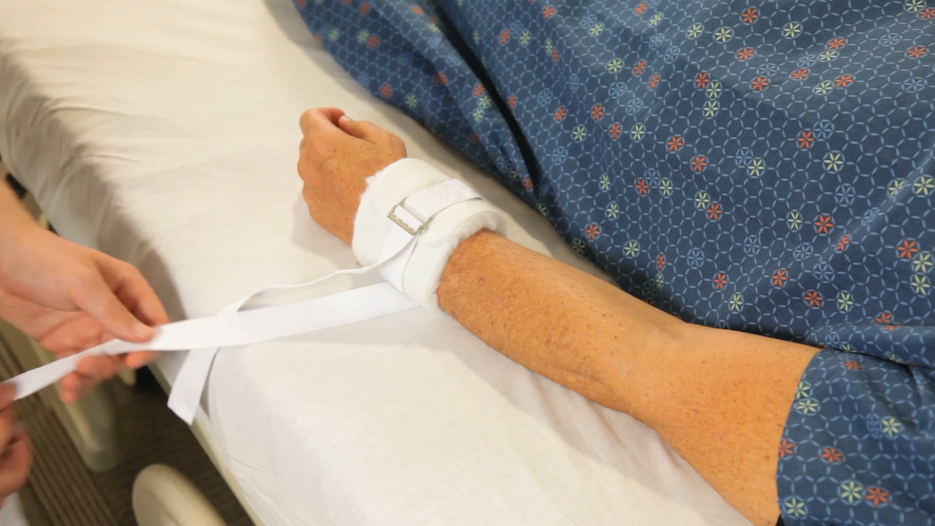 Soft Limb Restraints Modified Cinch Limb Holder, Padded Limb Holder