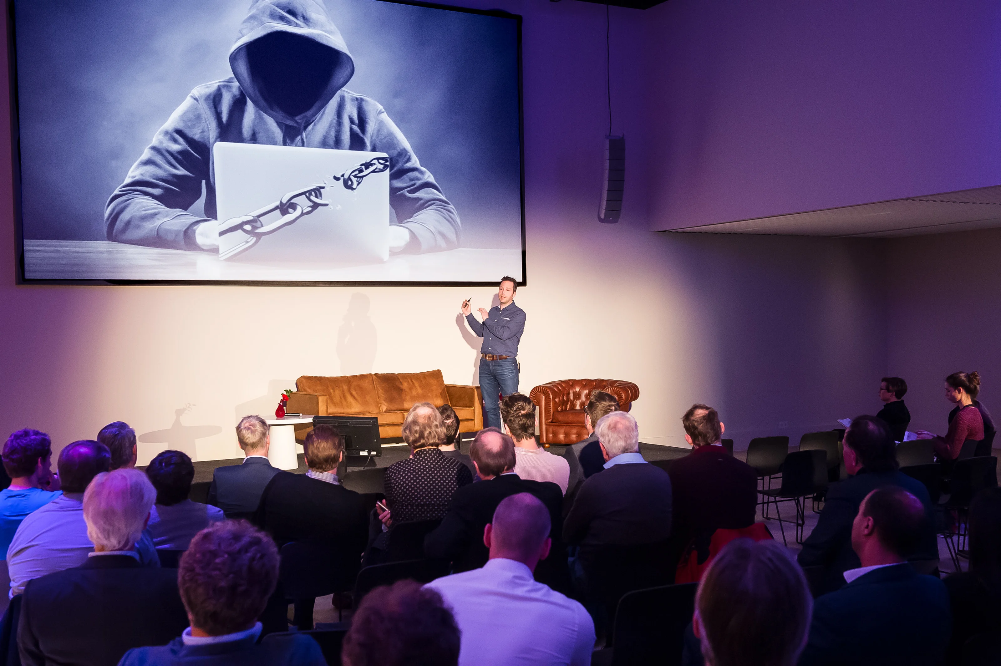 Talk: Mark de Groot (KPN) @ PtF - Cybersecurity on Vimeo