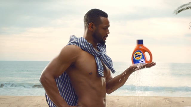 It’s a Tide Ad: Quảng cáo nước giặt nhưng không có mặt “vết bẩn”