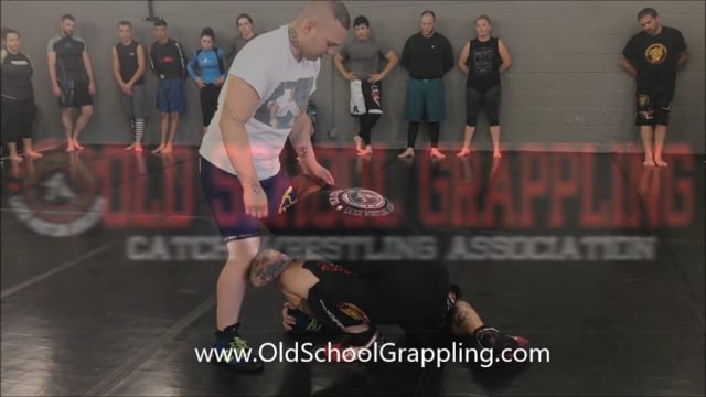Foot and Knee Dive (Single leg to Half Crab