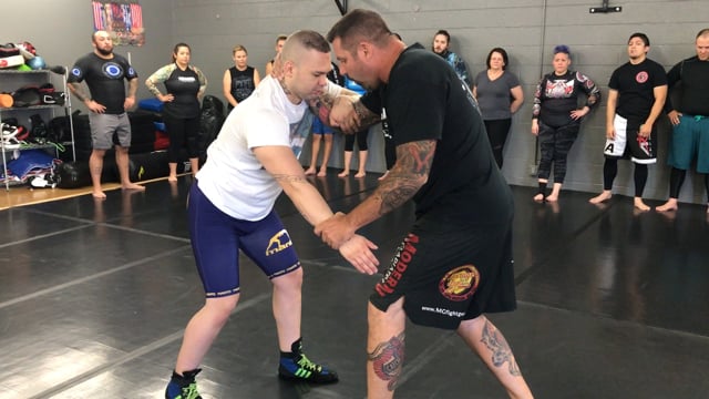 Standing DWL to Straight Leg Scissors 1