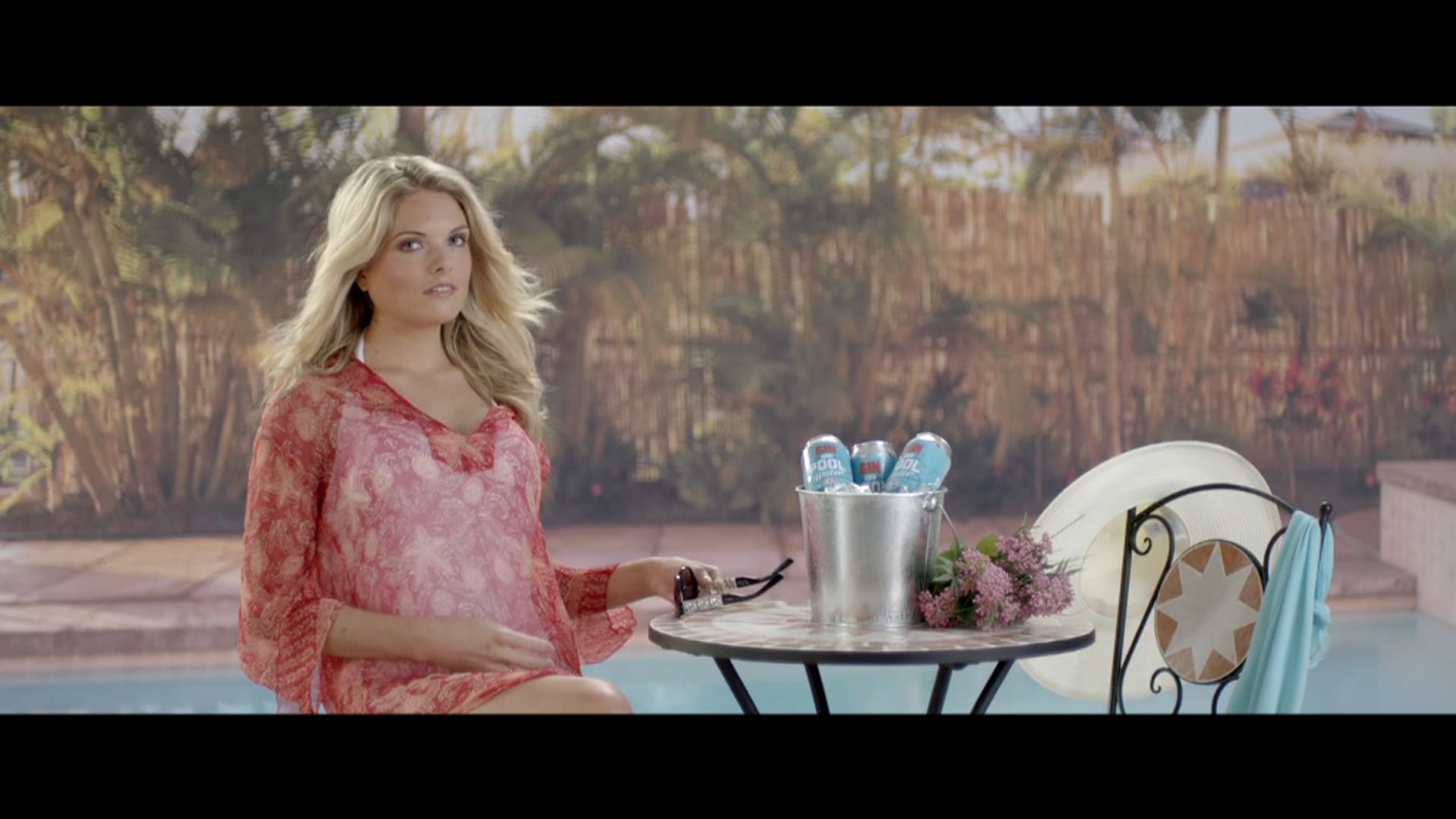 Royal Life Saving - Pool