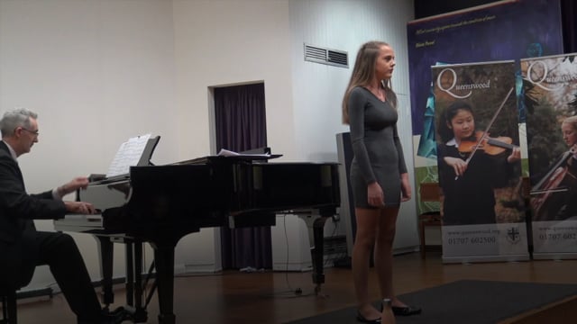 Gold Singing - Emma Meyer
