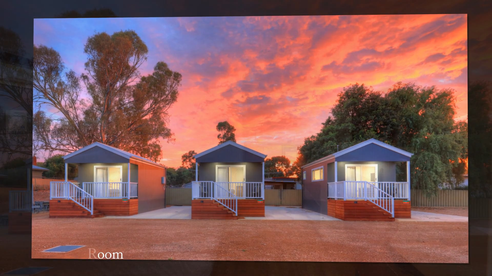 Yarrawonga Holiday Park Motel Room on Vimeo