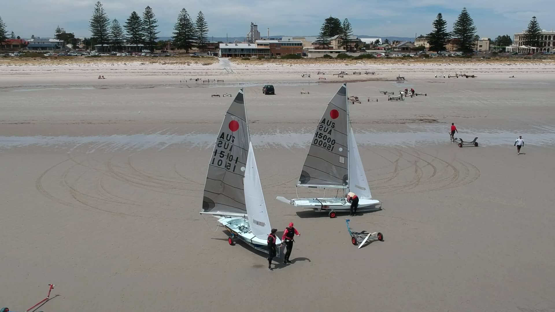 Largs Bay Sailing Club on Vimeo