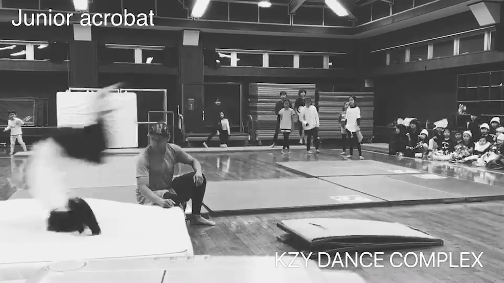 JUNIOR ACROBAT class