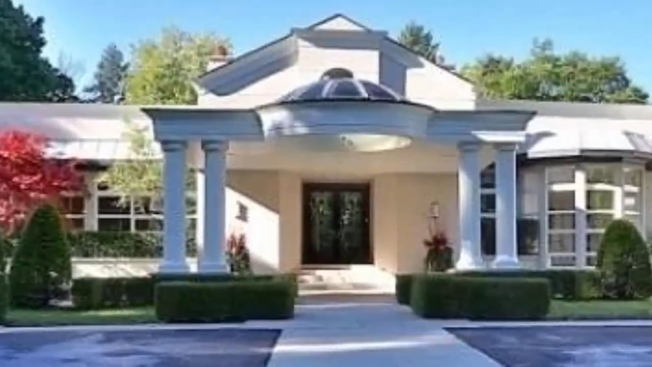Prince's home in Toronto home tour video on Vimeo