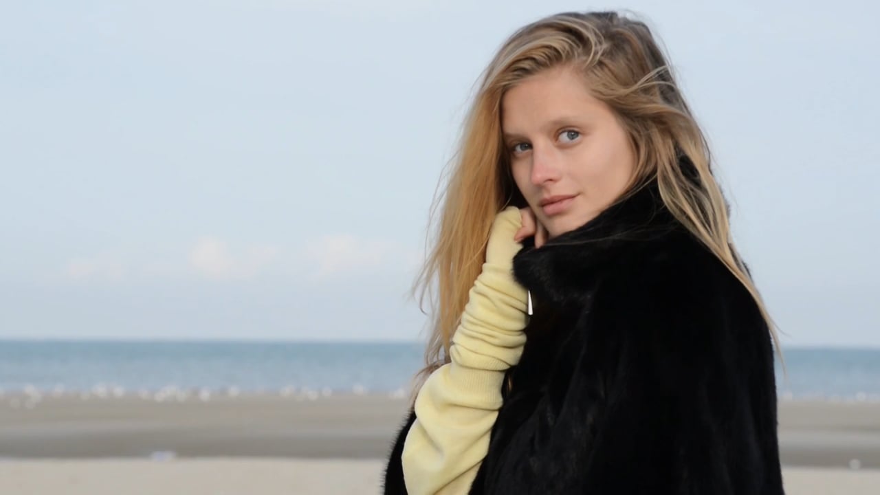 MAX et MOI_capsule FW17-18 by L.Moser