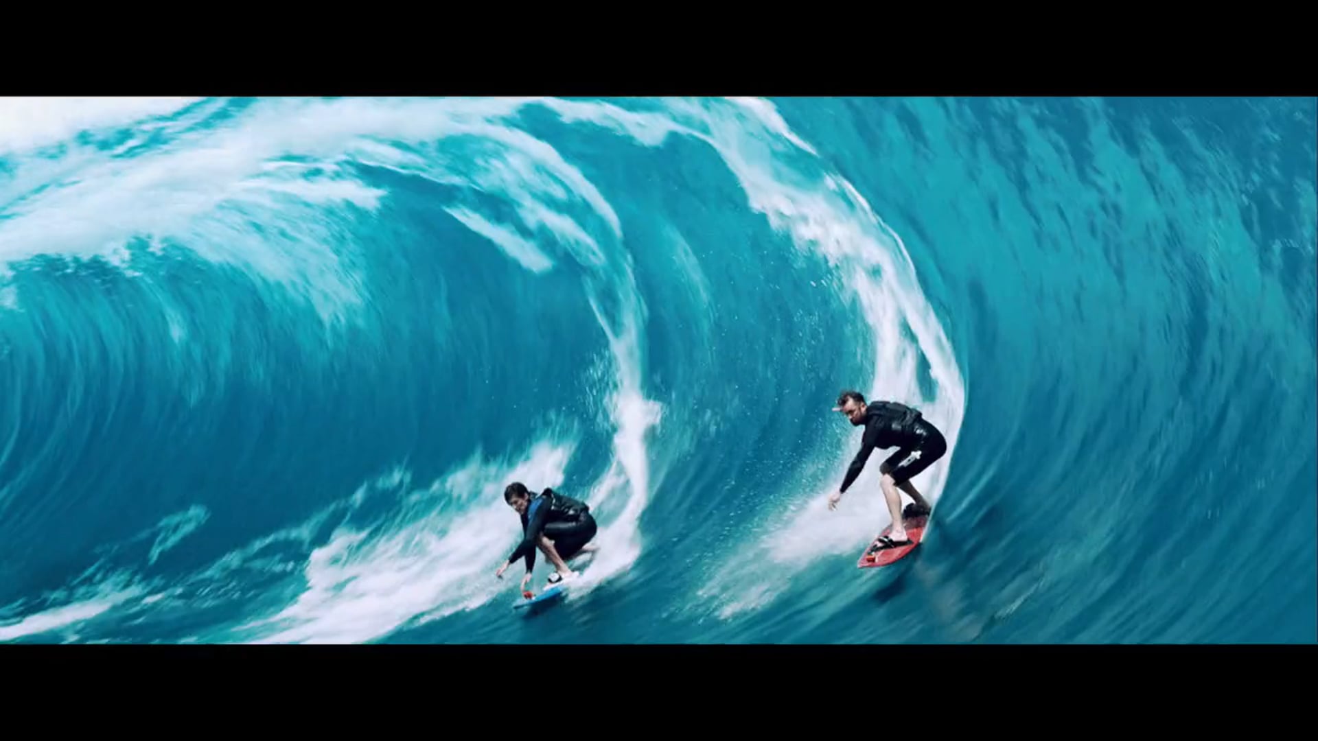 Point Break Buzz Featurette (Pre-release)