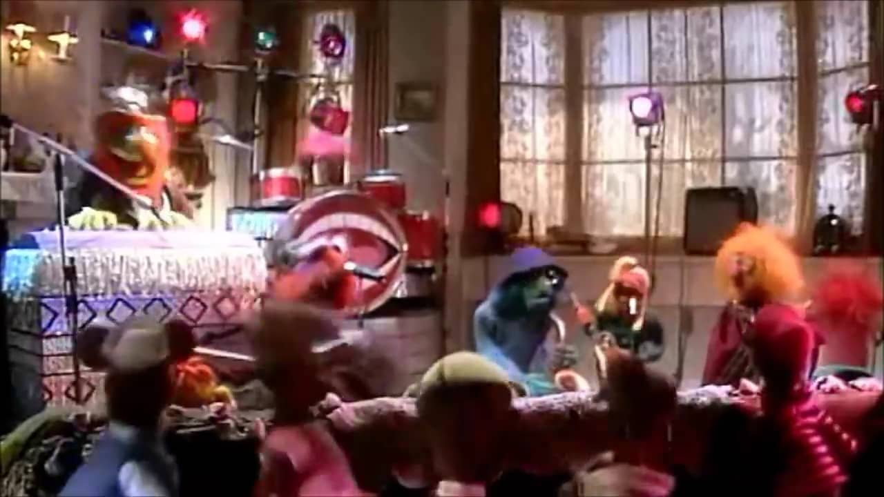 Muppets Family Christmas Jingle Bell Rock on Vimeo