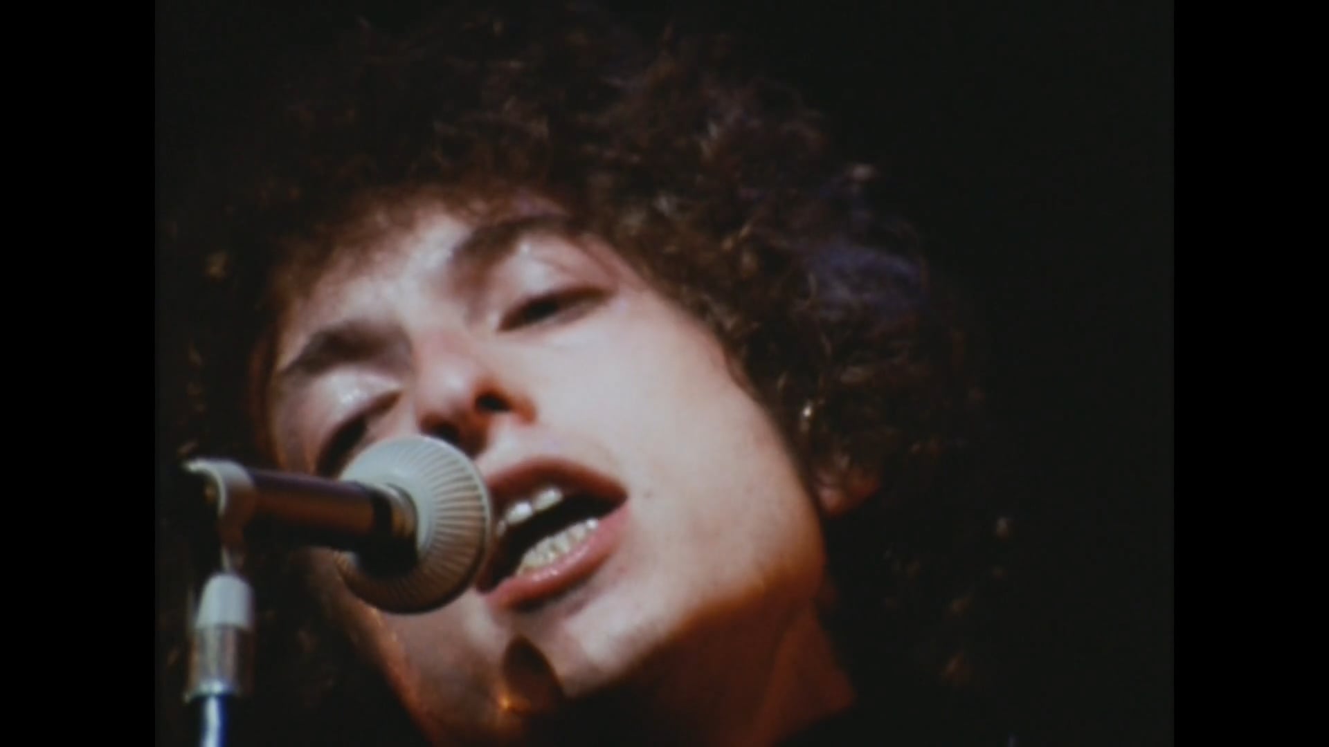 Bob Dylan like a Rolling Stone.