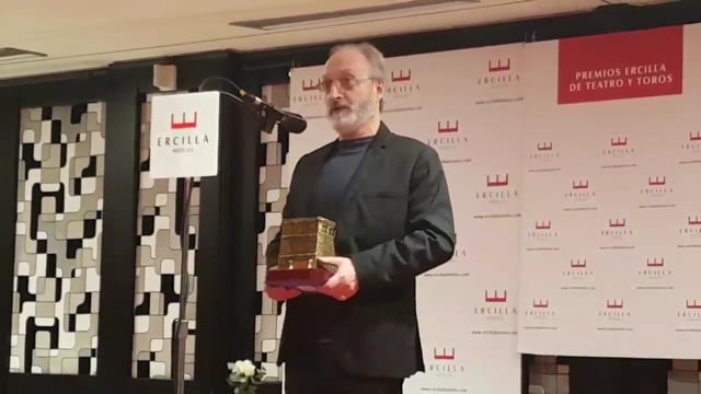 Paco Obregón recibe el premio Ercilla al mejor actor de reparto