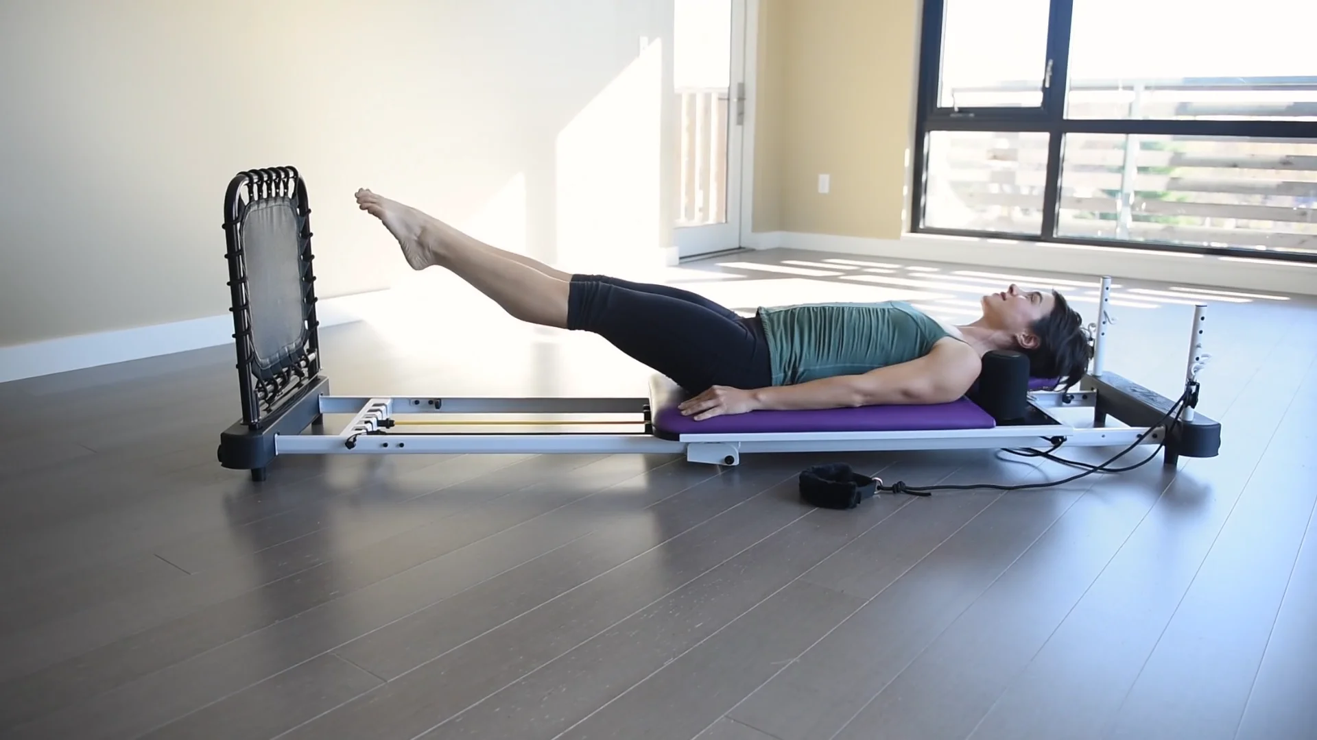 AeroPilates Reformer Plus 5006 and 5007 - 55-5006 on Vimeo