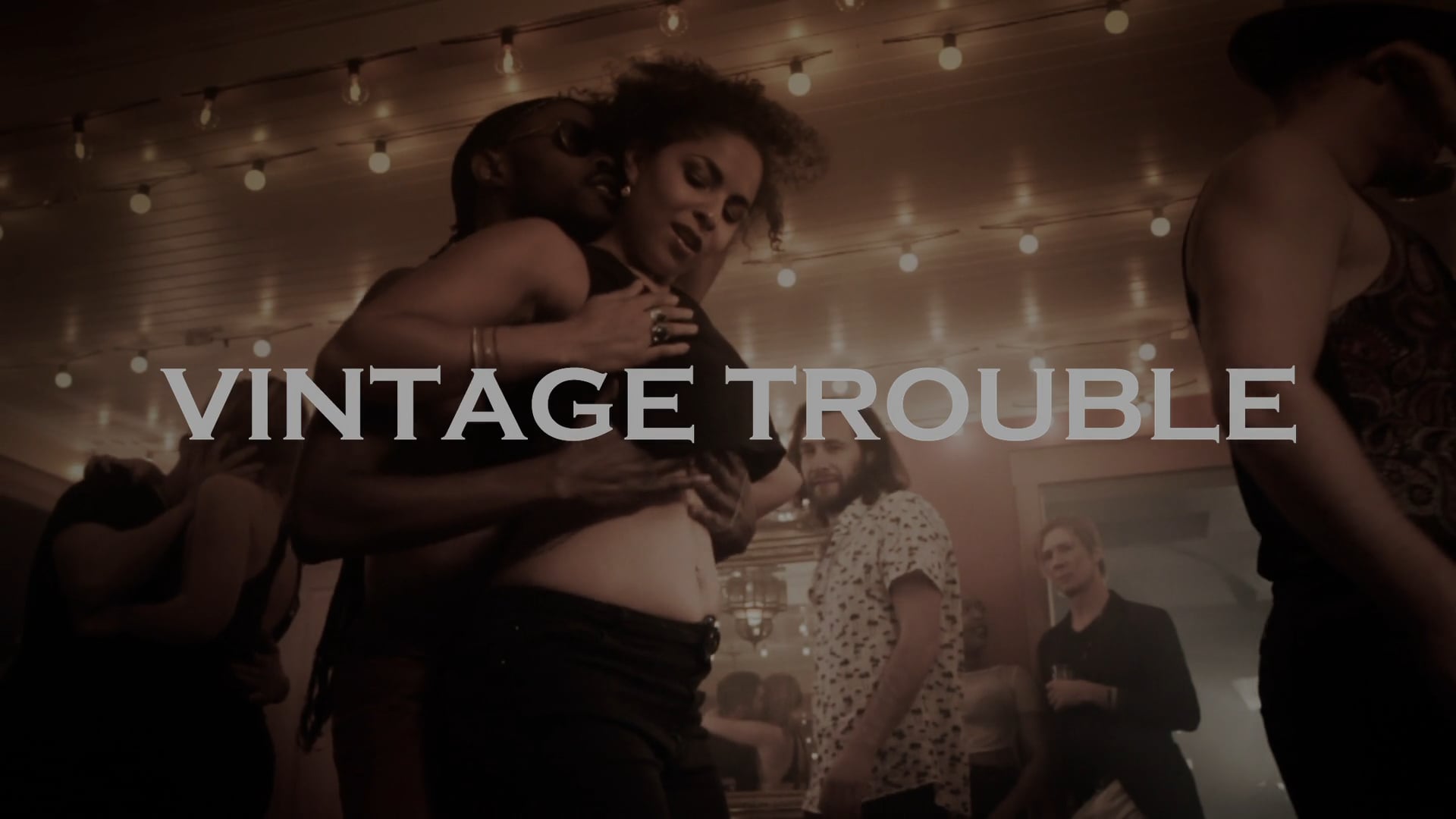 VINTAGE TROUBLE "Can't Stop Rollin"