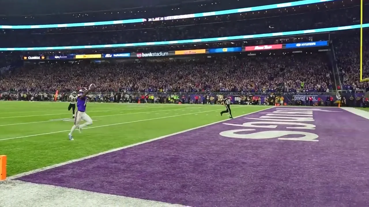 Highlight] NFL's Greatest Moments of the 2010s: Diggs! Sideline! Touchdown!  The Minneapolis Miracle (2017 NFC Divisional Round) : r/nfl