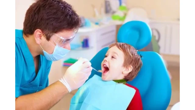 Choose an experienced dentist for your kids  