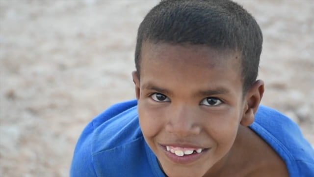 ¿Quieres cambiar el verano a un niño o niña saharauis?