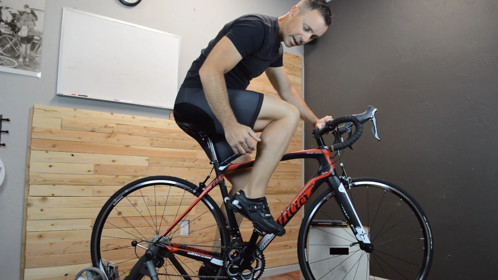 0 Solve Cycling Knee Pain landing on Vimeo
