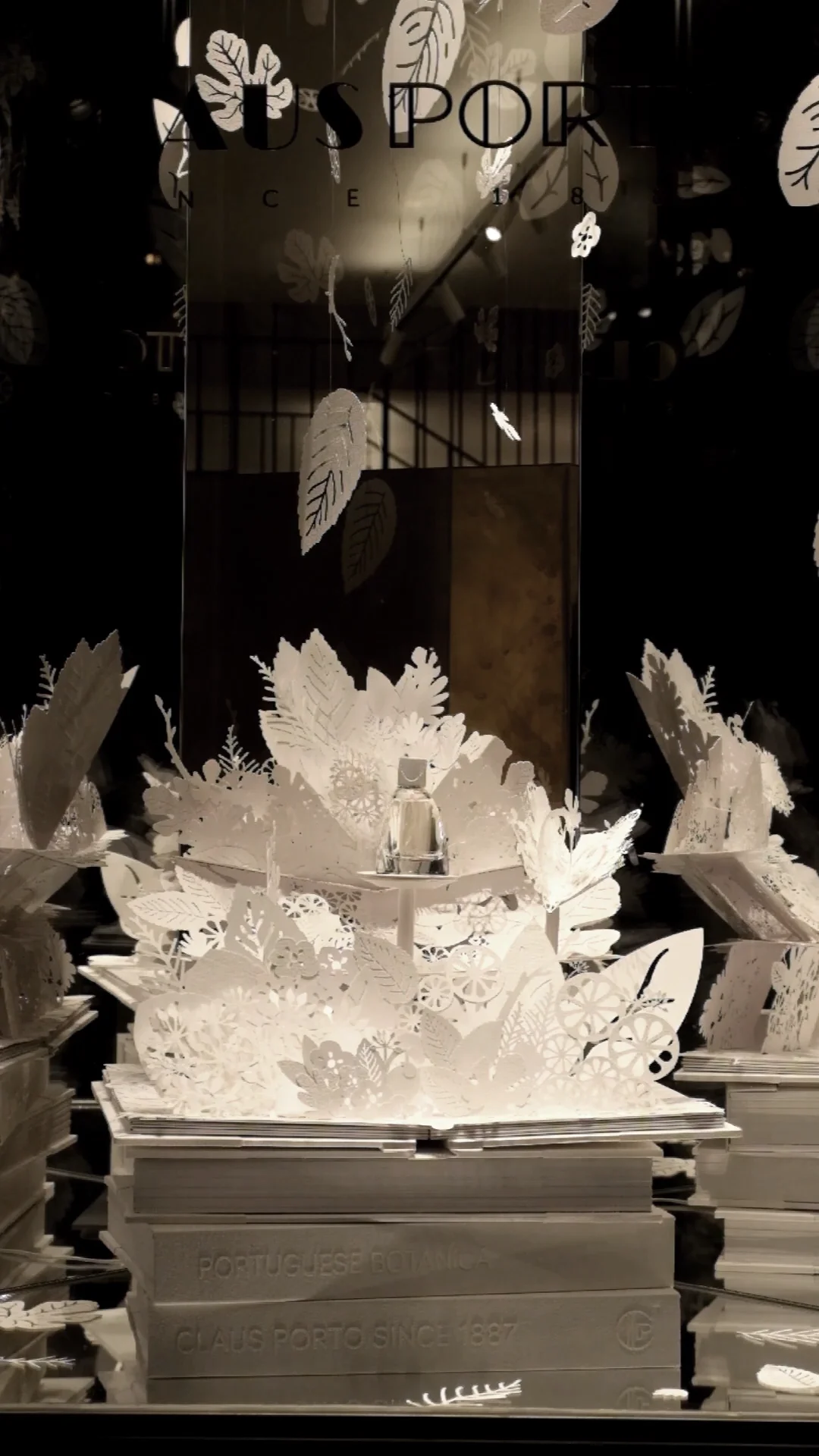 Le Parfum – Claus Porto :: Behance