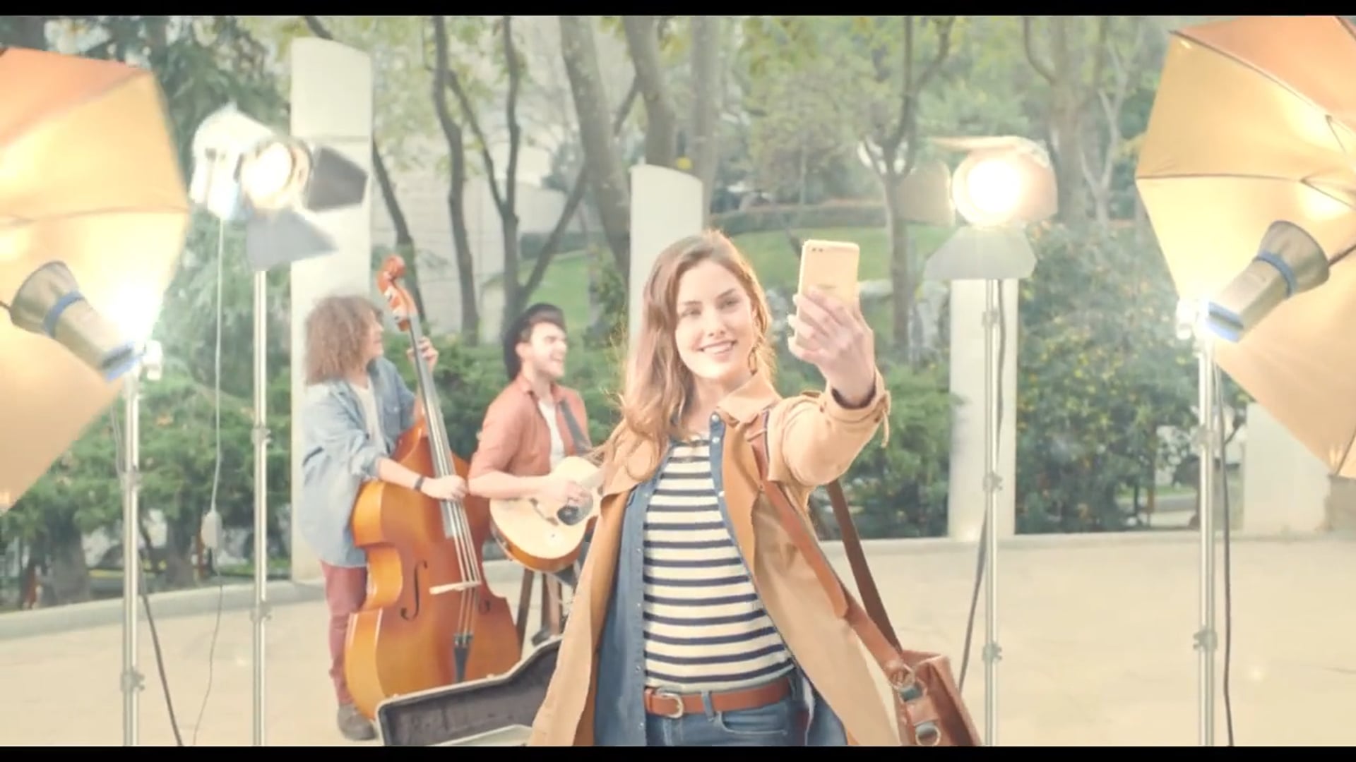 Nadir Bekar - CASPER VIA F2 Phone TVC