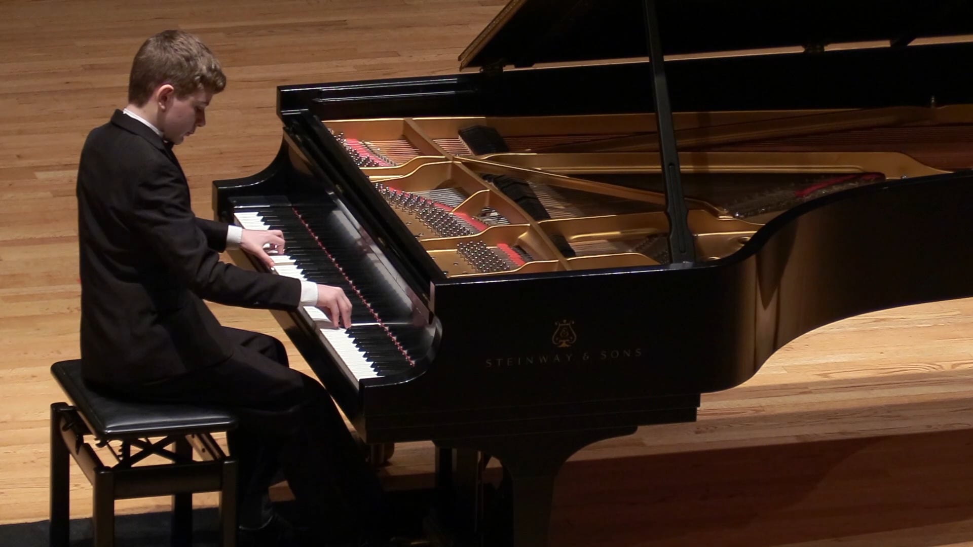 Max - Sonatina in F Major: Rondo