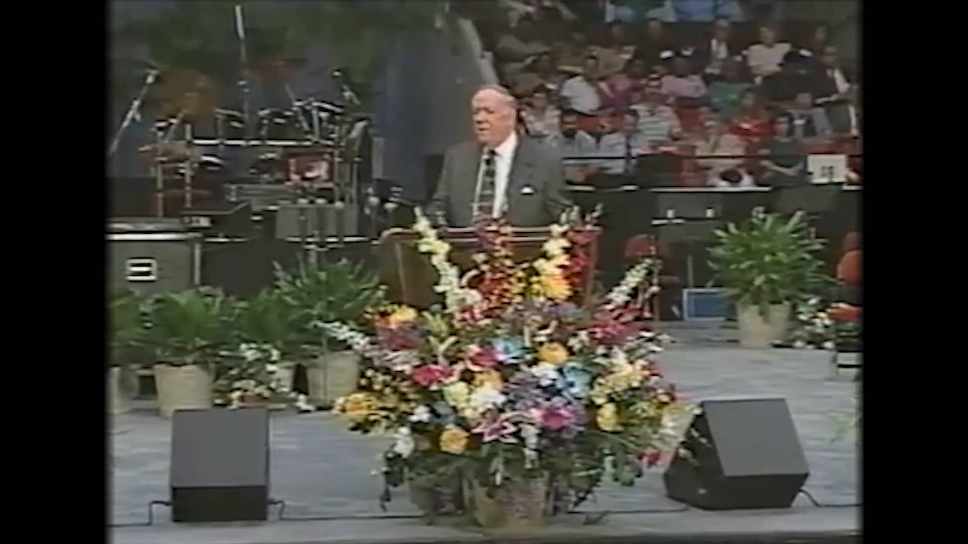 kenneth-e-hagin-campmeeting-1997-072197-learning-to-flow-with-the