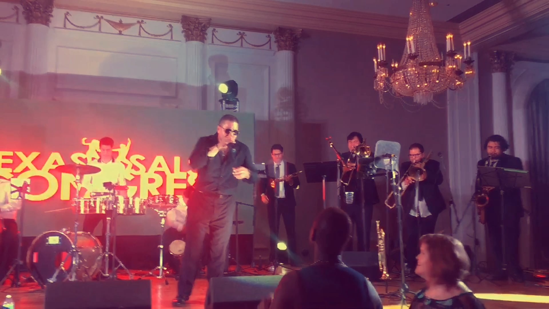 Promotional video thumbnail 1 for Calle Swing