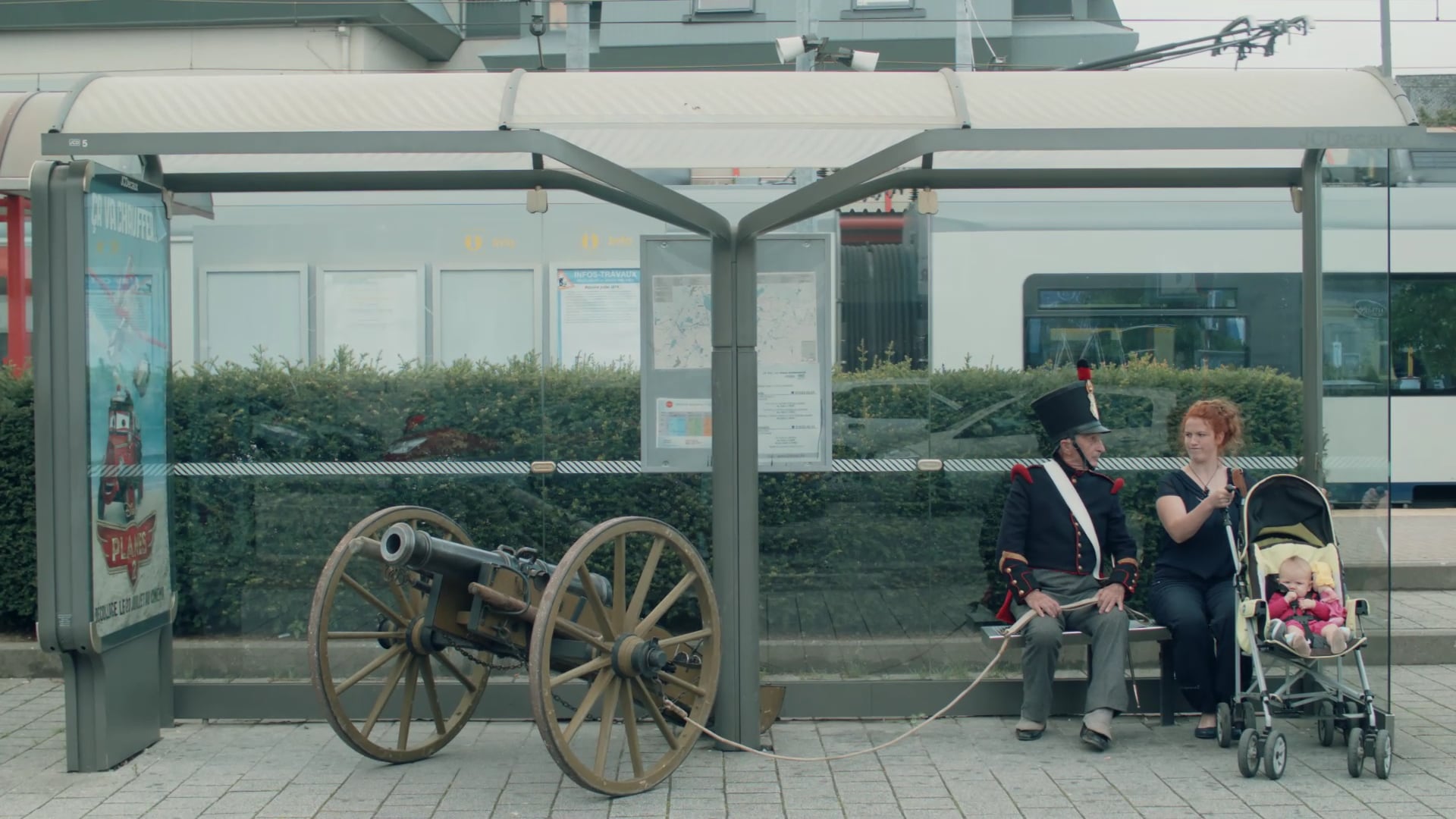 Waterloo_2015_Bus-stop on Vimeo